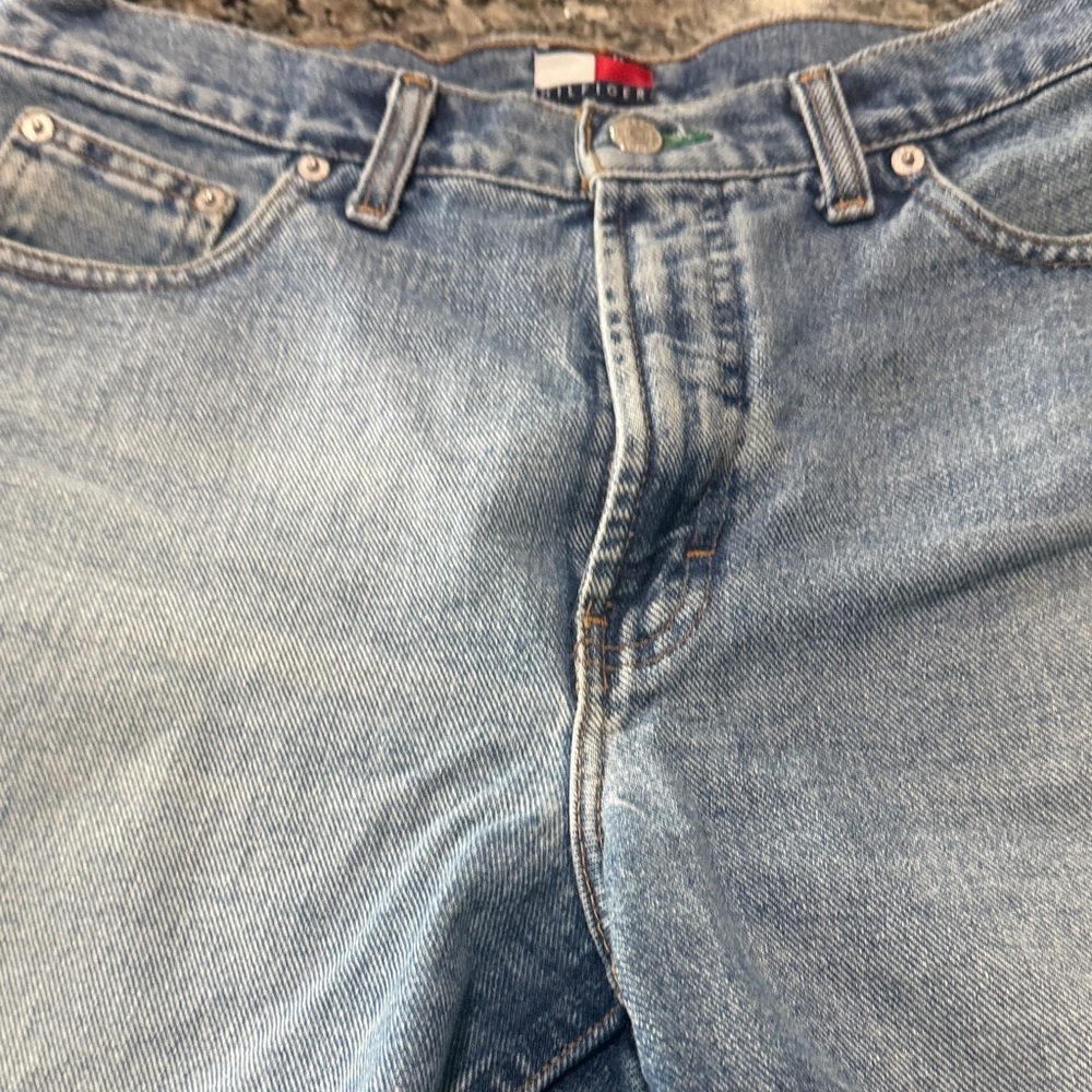 Tommy Jeans Shorts - Light Wash Denim